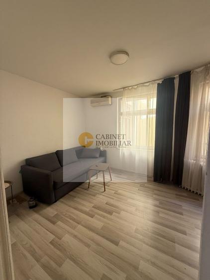 2 camere in vila I Mosilor - Cartierul Armenesc I Etaj 3 I Centrala