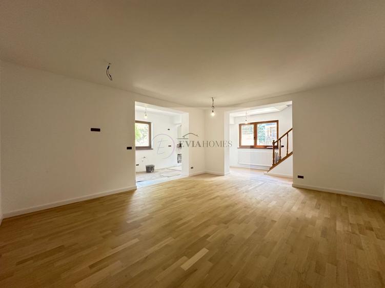 4 camere/ 2 bai / 119 mp/ parcare in curte / zona strazii Bucuresti