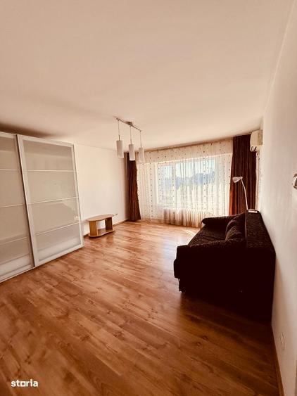 Garsoniera Unirii - Goga, stradal, mobilată si utilată modern, renovată, libera