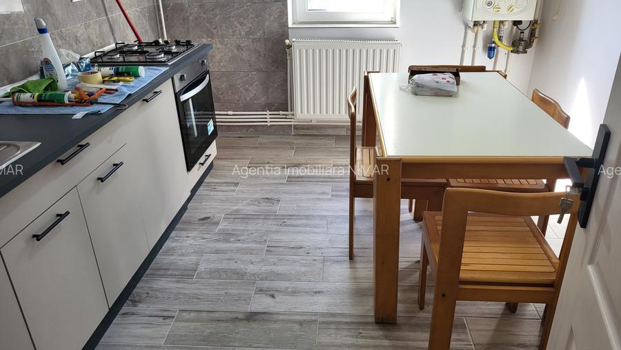 De inchiriat apartament cu trei camere situat pe bld. Brailei. - 12