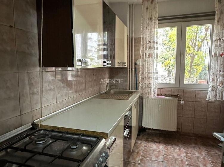 Titan-Liviu Rebreanu etaj 1/4 - 4