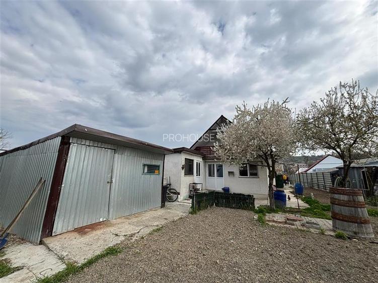 Casa P+M - teren 453mp - Margineni - 2