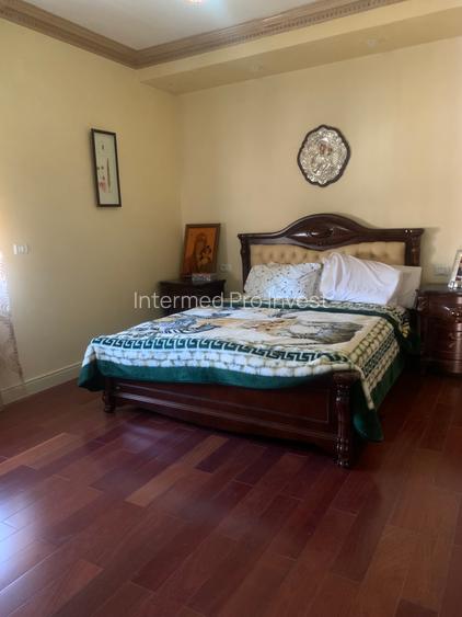 Primo -Vilă D+P+2M+Mpiscina teren 1289 mp preț.2.100.000 euro - 6