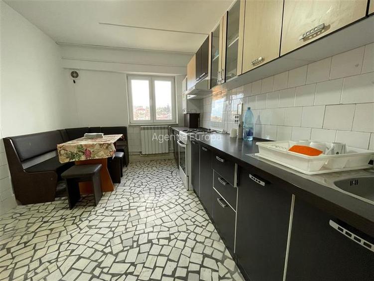 Apartament 4 camere de vanzare zona centrala Tulcea - 8