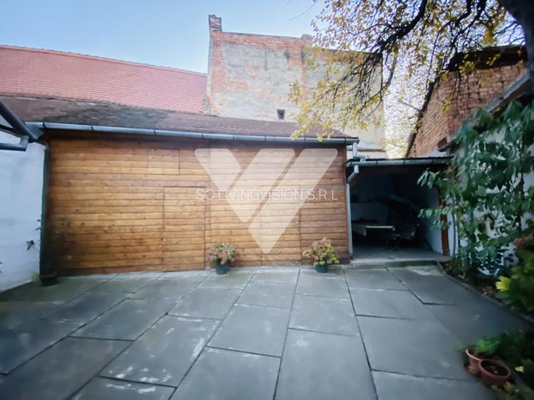 Casa 102 mp utili, teren 198 mp de vanzare in Centrul Istoric Sibiu - 11