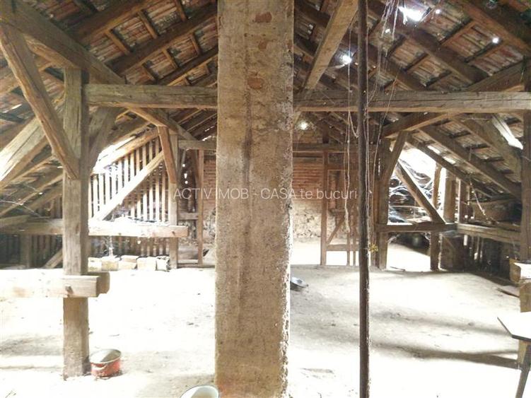 Oravita, Casa cu Spatiu Comercial, Zona Lacul Mic, Pret Negociabil - 12