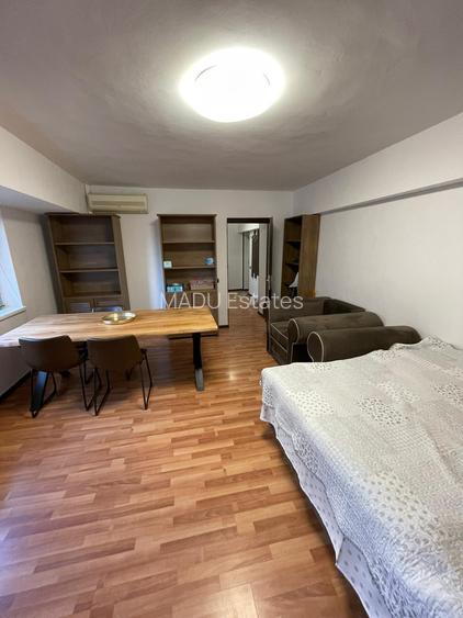 BLOC MIXT, garsoniera Bulevardul Unirii , etaj 3, mobilata si utilata, ST 46 mp - 3