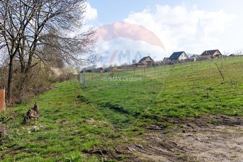 Teren intravilan cu vedere panoramică, utilități si poziție excelentă! - 11