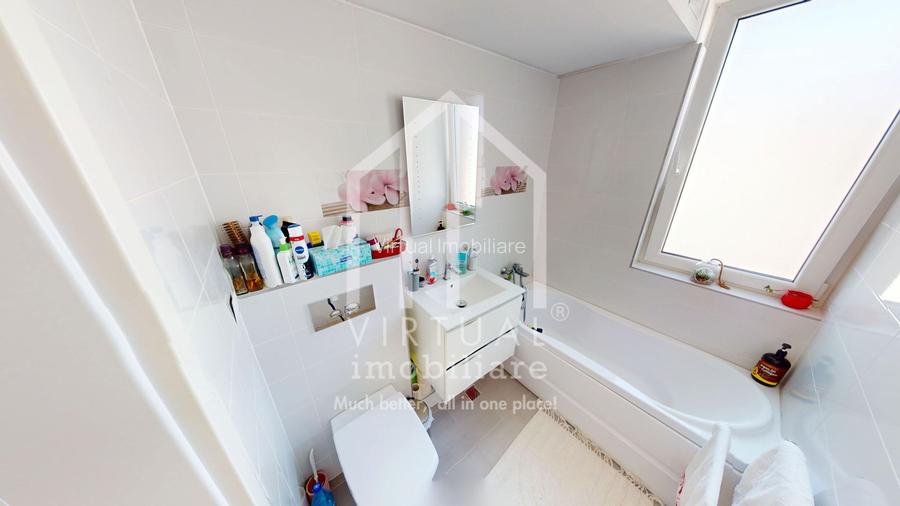 Casa de tip cvadruplex, 4 camere, 79mp utili, curte 70mp, 2 parcari - 12