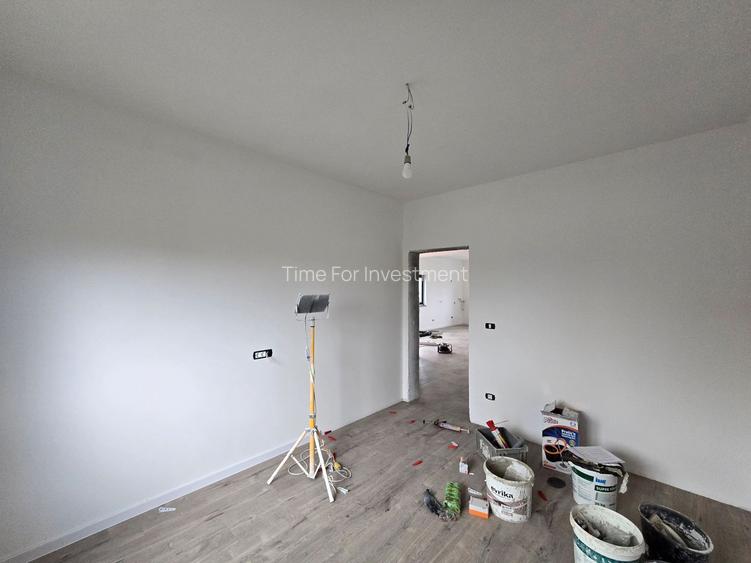 1/2 Duplex pe parter,predare la cheie  , 3 dormitoare, 2 bai, Zona Metro 2, - 8