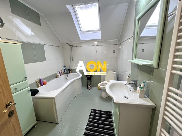 Casa de vanzare - 5 Camere, 2 Bai,  Garaj, 941 mp Teren - 16