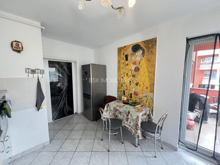 2 Decomandate-Etaj 1-60mp-Utili-Balcon-Parcare-Mobilat-Utilat-Subcetate - 9