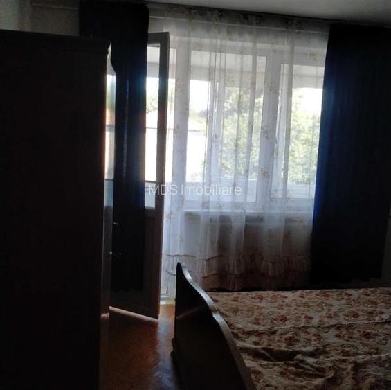 Apartament cu 3 camere linga Medicina - 3