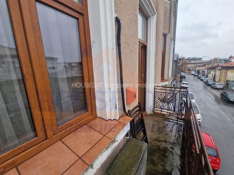 Vanzare apartament 3 camere in vila, 106 mp, etaj 1 - 2