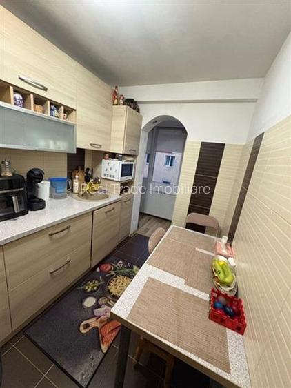 Apartament 2 camere decomandat confort 1 50 mp. mobilat si utilat - 2