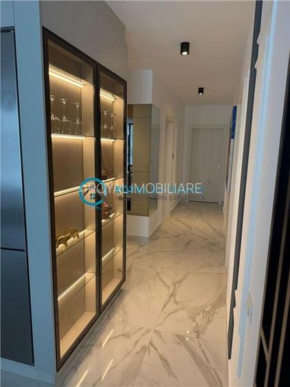 Royal Imobiliare - Vanzare penthouse 4 camere zona Albert - 12