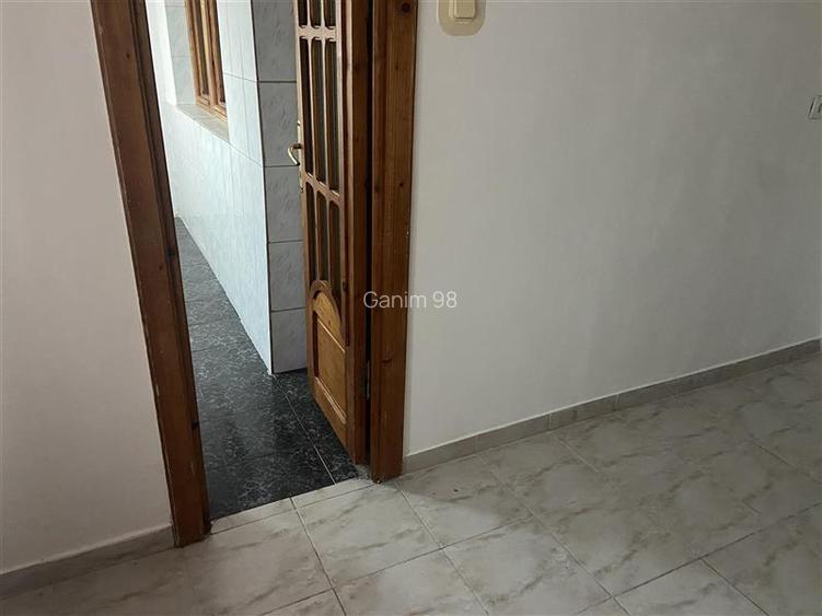 Apartament 2 camere , zona Inspectoratul Scolar , 54 mp , decomandat , liber - 7