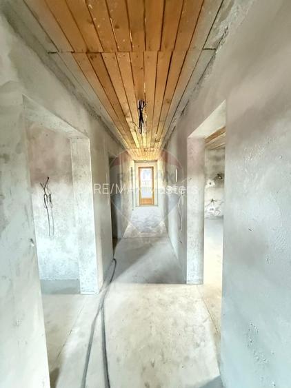 Casă / Vilă cu 5 camere de vânzare în zona Central Gura Humorului - 7