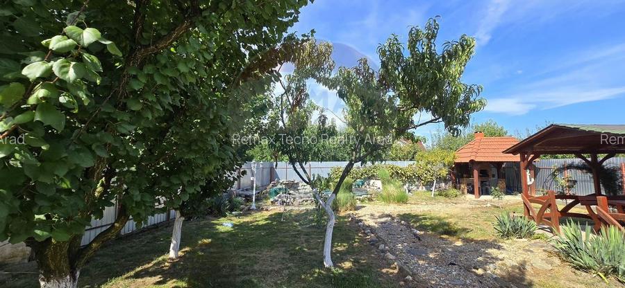 Casă cu etaj deosebită în Chișineu-Criș – un cămin creat cu suflet - 30