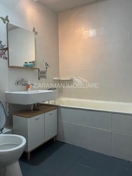 OBOR MOSILOR, IN PLAN SECUND, LANGA SCOALA 307, METROUL LA 2MIN - 5