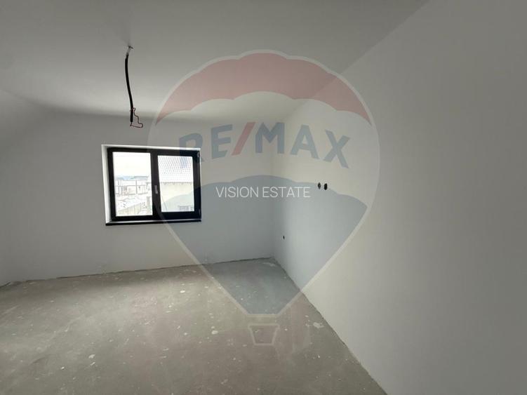 Casă / Vilă cu 4 camere de vânzare în zona Lascar Catargiu - 5