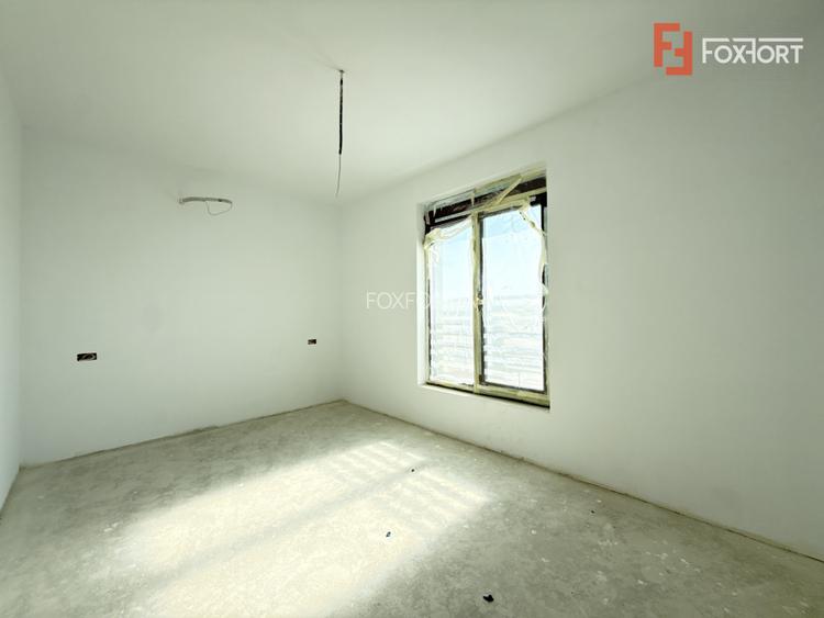 Duplex 4 camere situat la drum asfaltat, in Sacalaz - 24