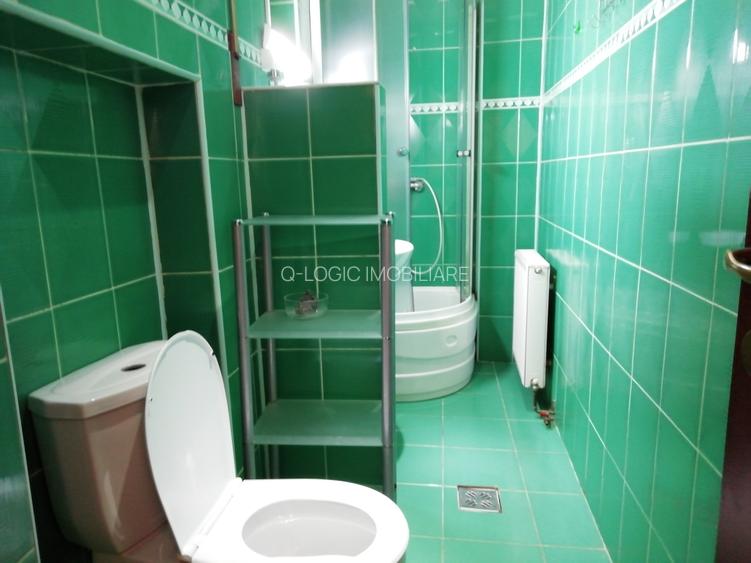 Apartament 4 camere cu priveliste deosebita zona Colinei - 17