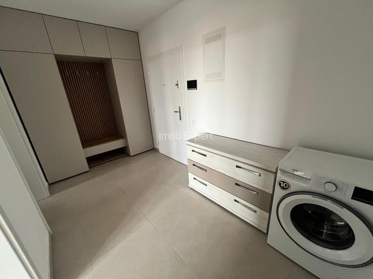 Garsoniera 47 mp - decomandata Tractorul - Qualis - 2