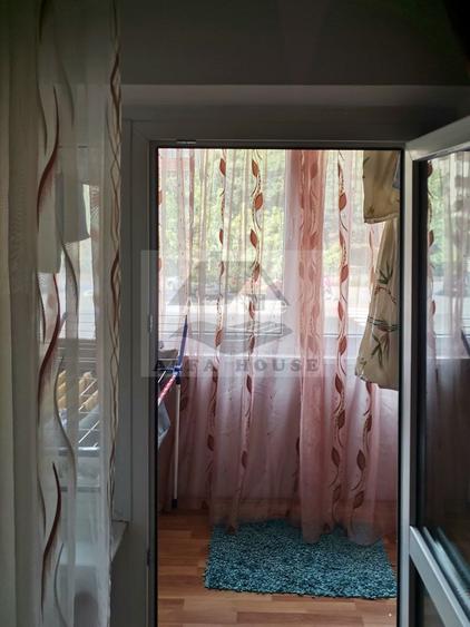 Apartament cu trei camere, zona Racadau 74 mp - parcul Trandafirilor - 15