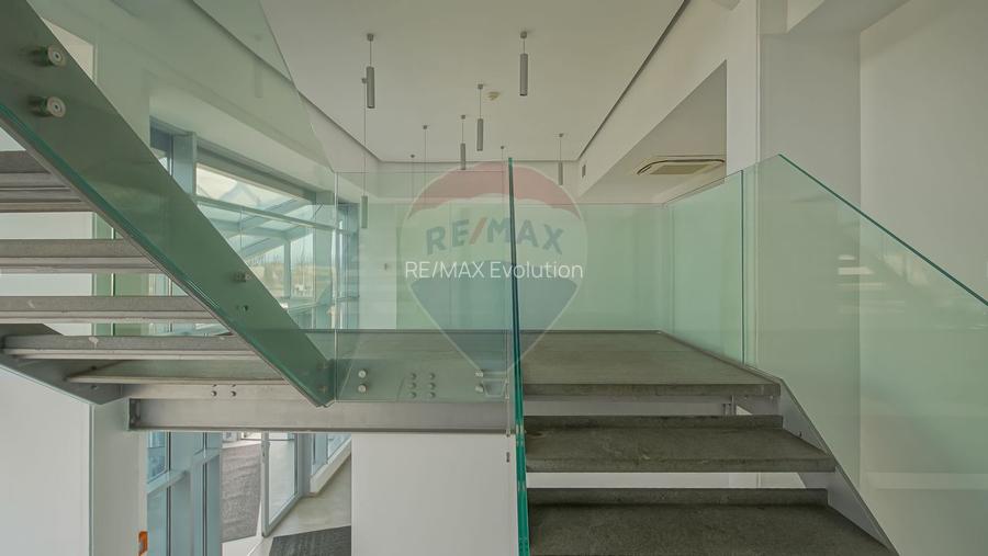 Spatiu de birouri 18-20 MP  Inchiriere regim termen lung - 12