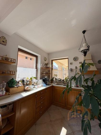 Casa dealuri Oradea - 8