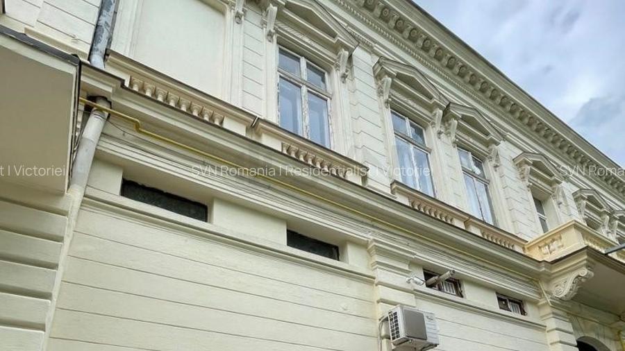 REV2003910 Cladire istorica de vanzare in Centrul Bucurestiului - 4