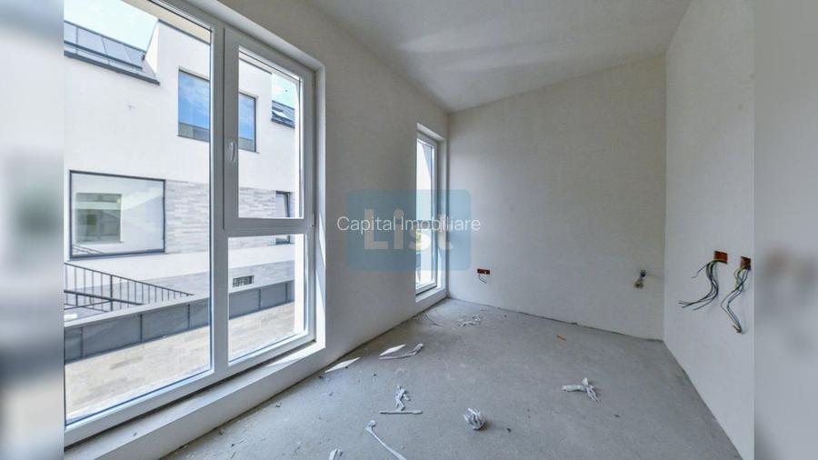 COMISION 0! Casa individuala 220 mp, Teren 400 mp, Zona Aroma - 13