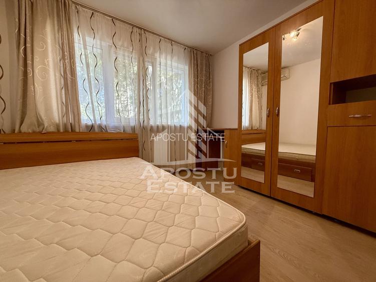 Garsoniera la etajul 1, zona Complexului Studentesc - 2