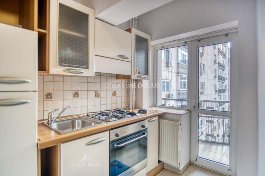 Bulevardul Unirii - Apartament cu doua camere - 11