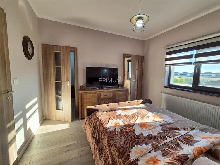 DUMBRAVITA - DUPLEX - GARAJ - 5 CAMERE - 3 BAI - TERASA - SUPRAVEGHERE VIDEO - A - 9