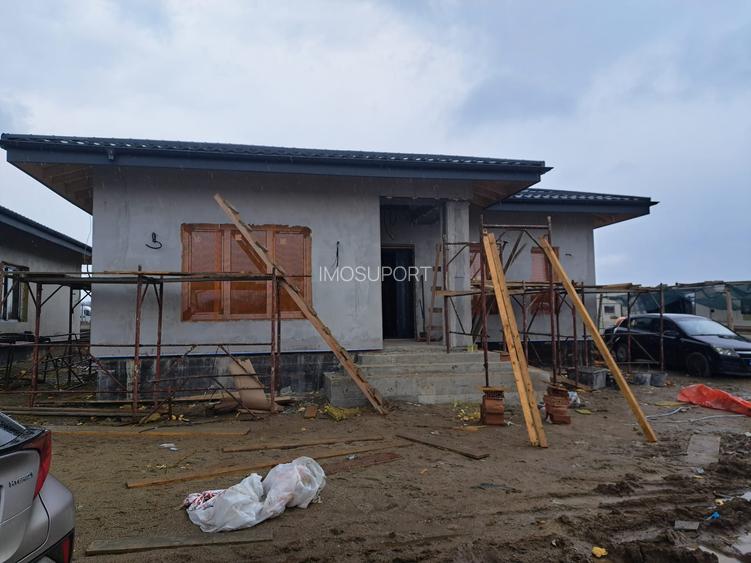 Adio, bloc! Vilă cochetă pe parter în Brănești – Oaza ta de sănătate la 30 min d - 7