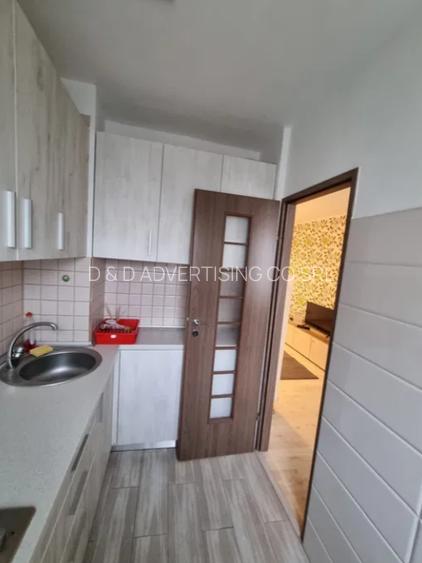 Costin Georgian - Bulevardul Basarabia - Garsoniera Moderna - confort 1 - 4