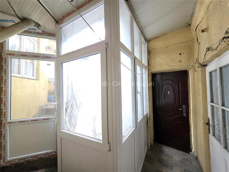 2 camere - centrala termica - et 3 + mansarda - Vasile Lucaciu - 3