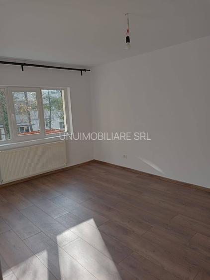 Apartament 3 camere etaj 1 - Inspectoratul Scolar - 69 mp - 7