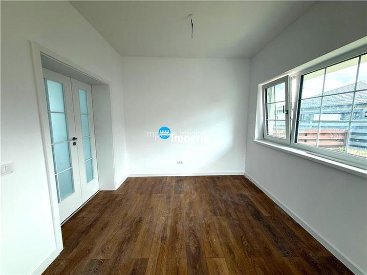 Vila moderna, 4 cam, 2 bai , 450 teren, priveliste, Valea Adanca Iasi - 6
