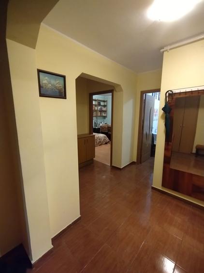Apartament 3 camere decomandat