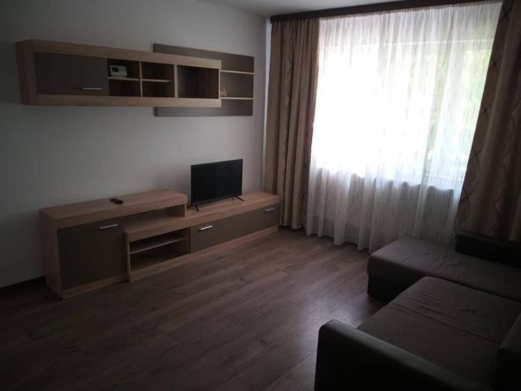 Apartament cu 2 camere, zona Alexandru cel Bun