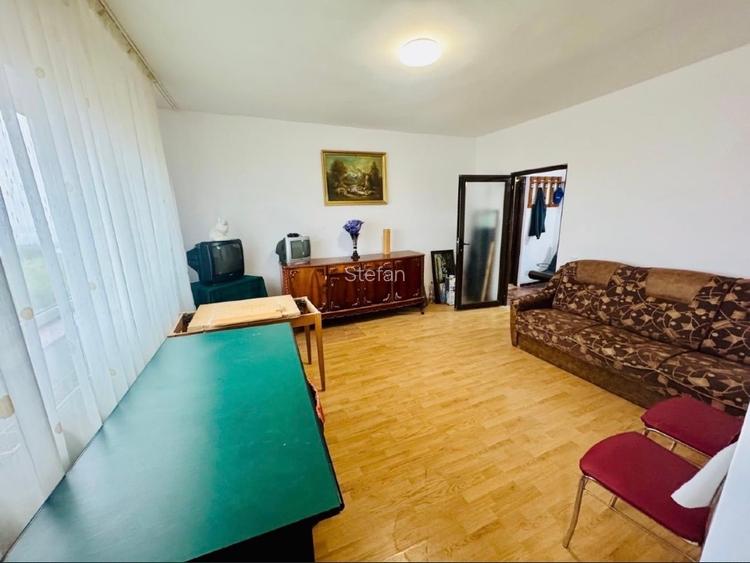 De vânzare apartament cu 2 camere  - 4