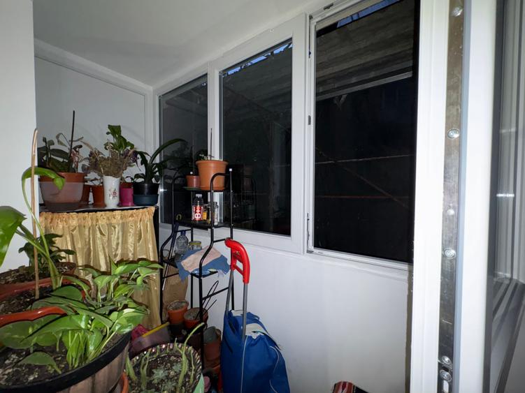 Apartament cu 2 camere în proces de reabilitare - Bulevardul Lacul Tei