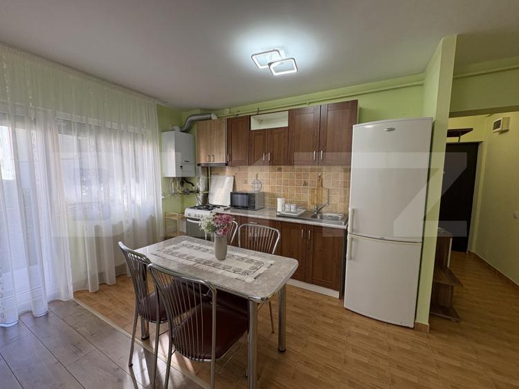 Apartament 2 camere, parcare, zona Buna ziua
