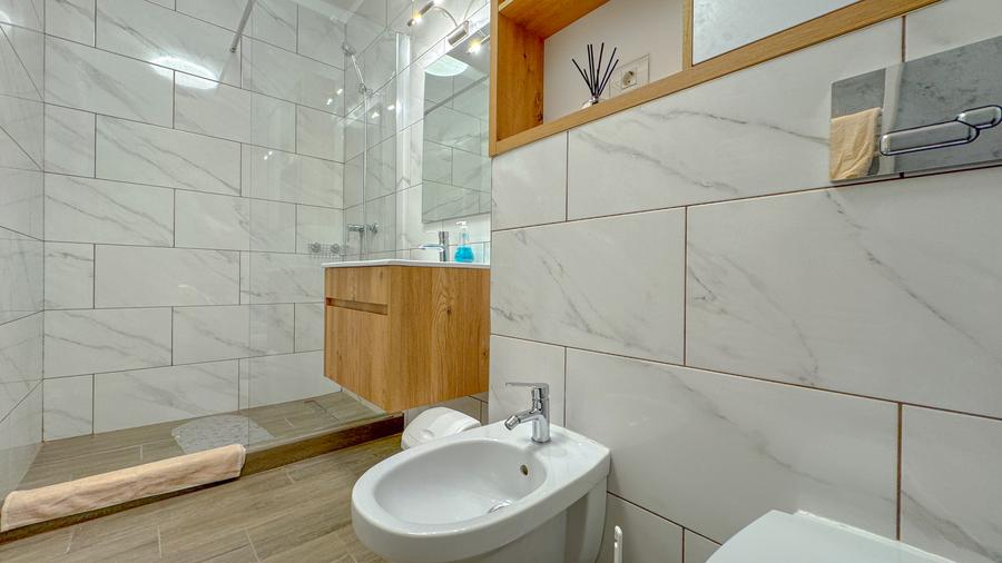 Apartament premium, decomandat, 60 mp, parcare subterana, bloc nou