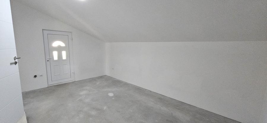 Dudestii Noi - Casa 7 Camere - Proiect 2 Familii