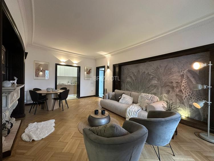 3 large rooms overlooking the treetops of Cișmigiu Park - 2