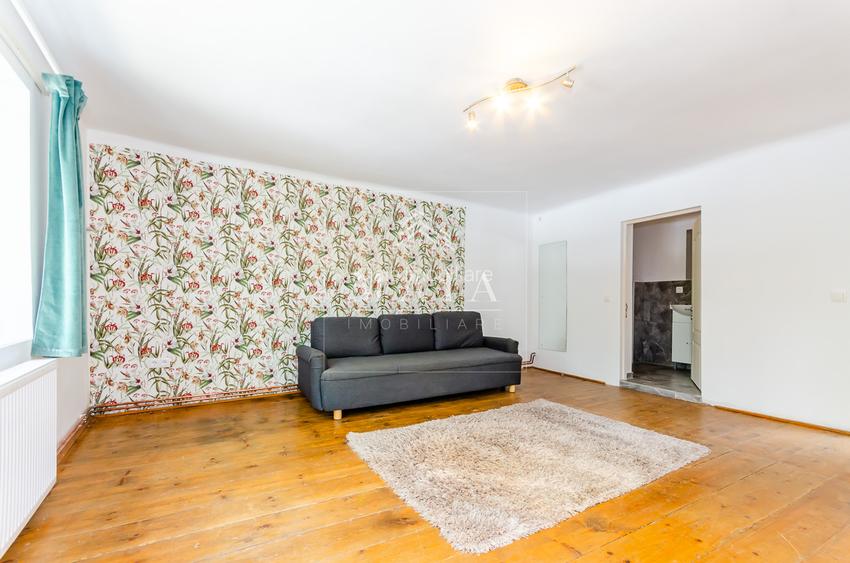 Casa Cisnadioara-Str Valea Argintului, renovata, curte si gradina - 4